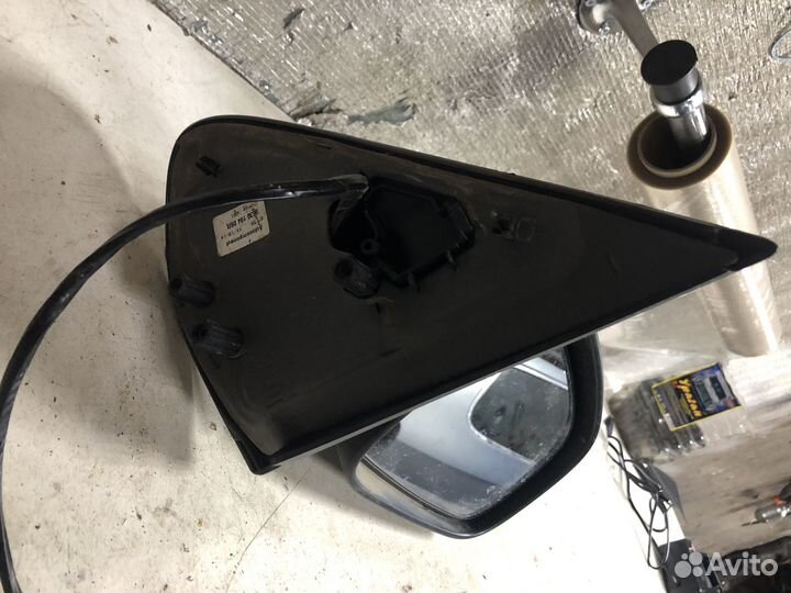 Боковое правое зеркало Renault Logan 2