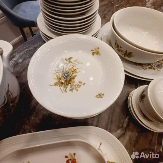 Столовый сервиз Кахла ГДР 38 предметов