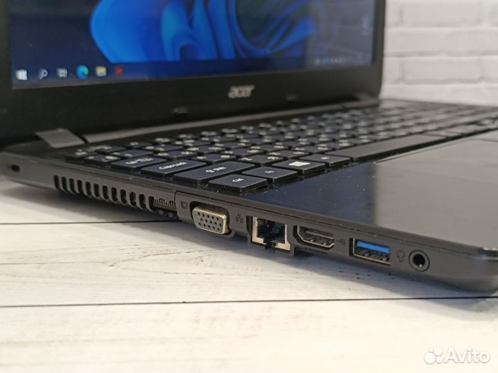 Игровой ноутбук Acer Core i3/SSD240GB/820m