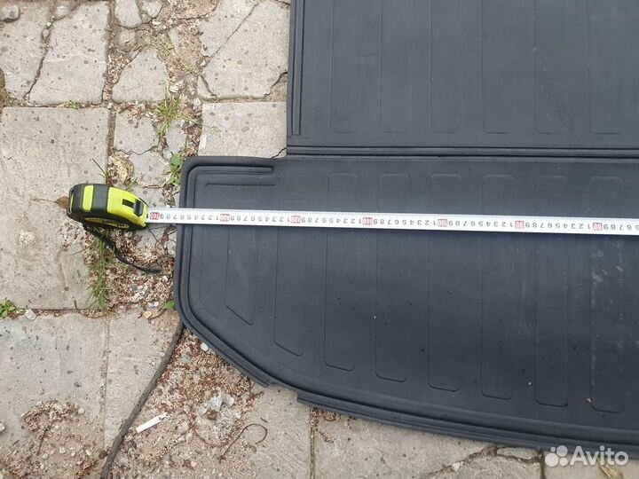 Продам коврик багажника на Hyundai