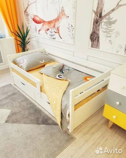 Кроватка софа от 2х лет с бортиком берёза