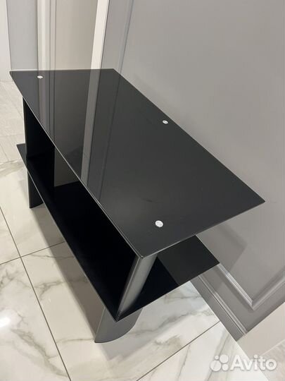 Столик стеклянный