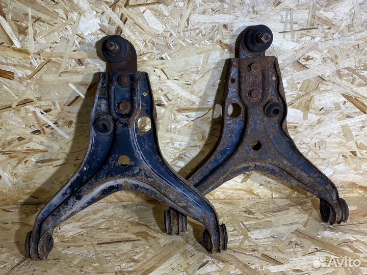 Рычаг передний audi 80 b3