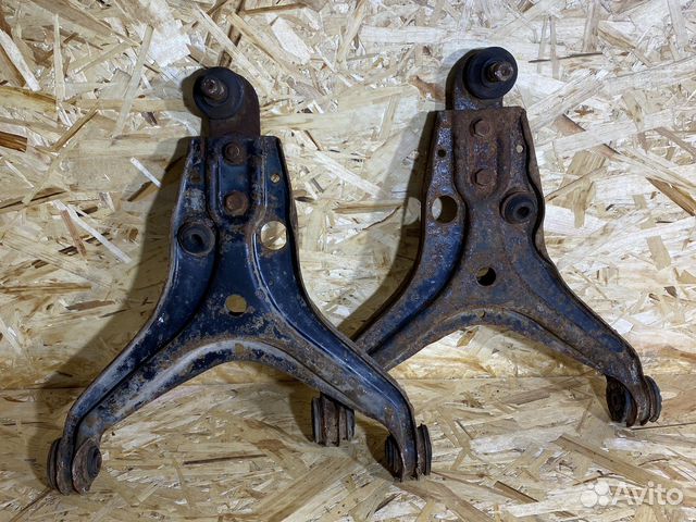 Рычаг передний audi 80 b3