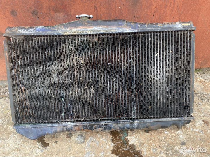 Радиатор Toyota