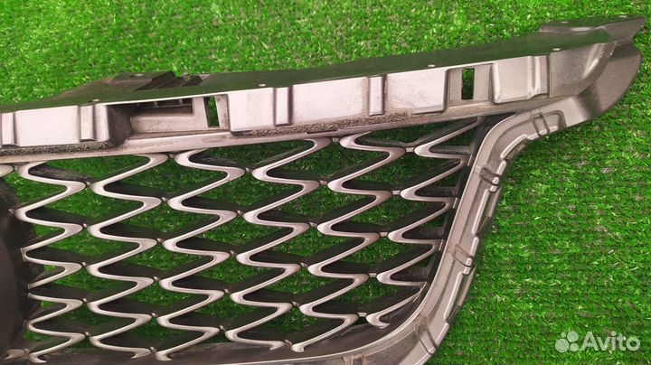 Решетка радиатора на Lexus CT F Sport 2011-2013