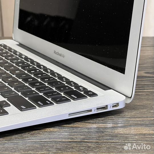 Apple MacBook Air 13 early 2015