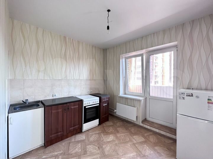 2-к. квартира, 54 м², 10/17 эт.