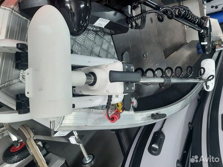 Электромотор Haswing Cayman B, 137 мм, 55Lbs, GPS