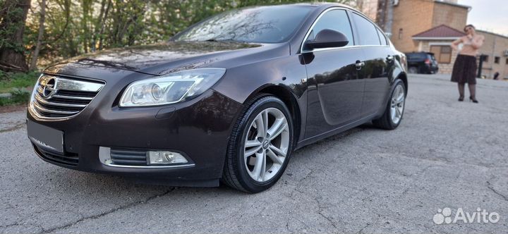 Opel Insignia 2.0 AT, 2012, 195 777 км