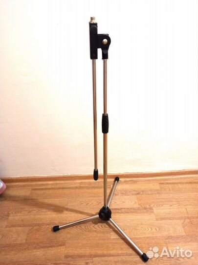 Стойка для микрофона