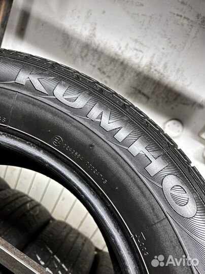 Kumho Solus KL21 235/65 R17 104T