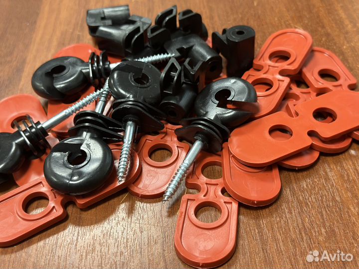 Изоляторы для электропастуха