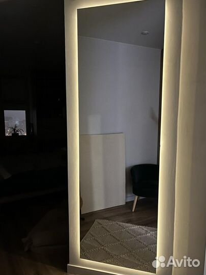 Зеркало с парящей подсветкой 150х50см