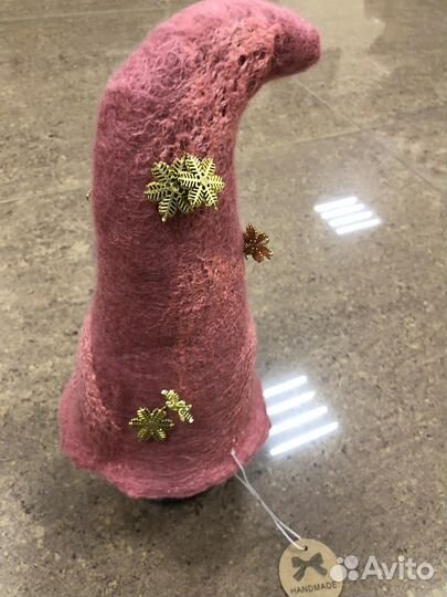 Елочка - колпачек на шампанское, на стол - сувенир