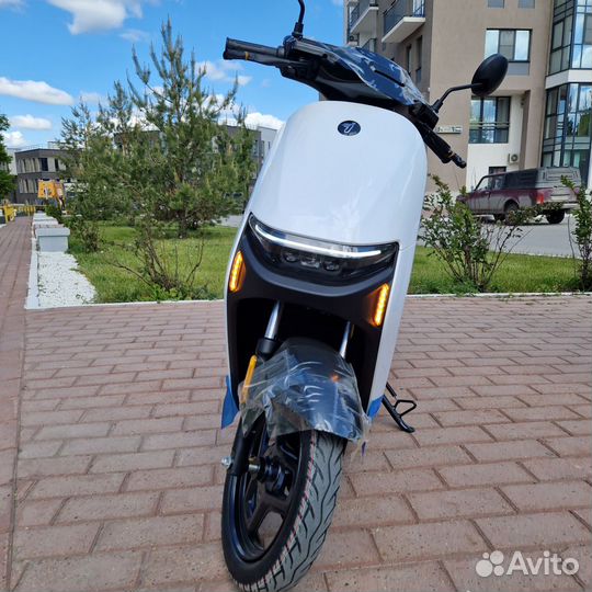 Электроскутер Ninebot N70C новый