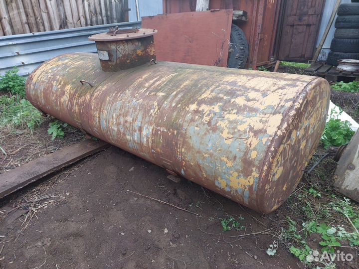 Емкость для воды 3000 литров бу