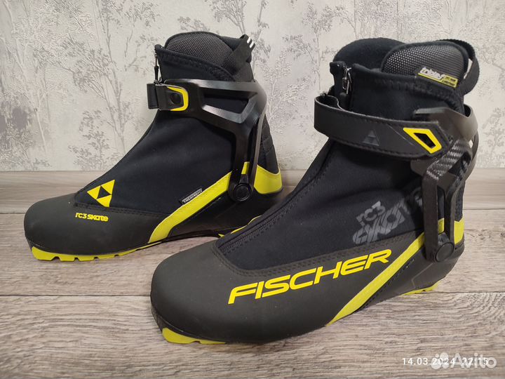 Лыжные ботинки Fisher rcs skate carbonlite