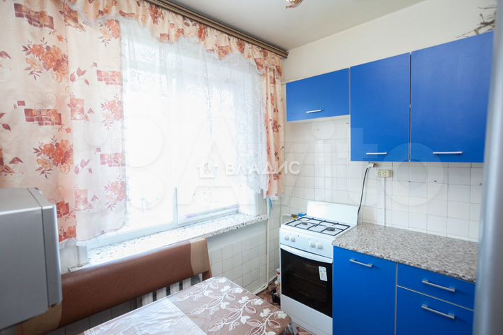 3-к. квартира, 52 м², 3/5 эт.