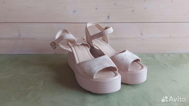 Босоножки 39-40