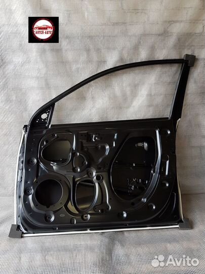 Дверь передняя правая Kia Rio 4