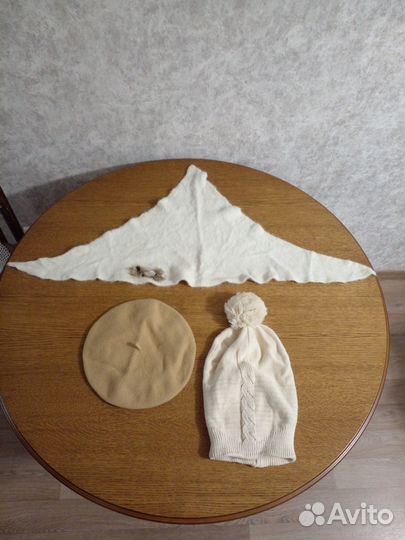 Головные уборы женские осенние и зимние