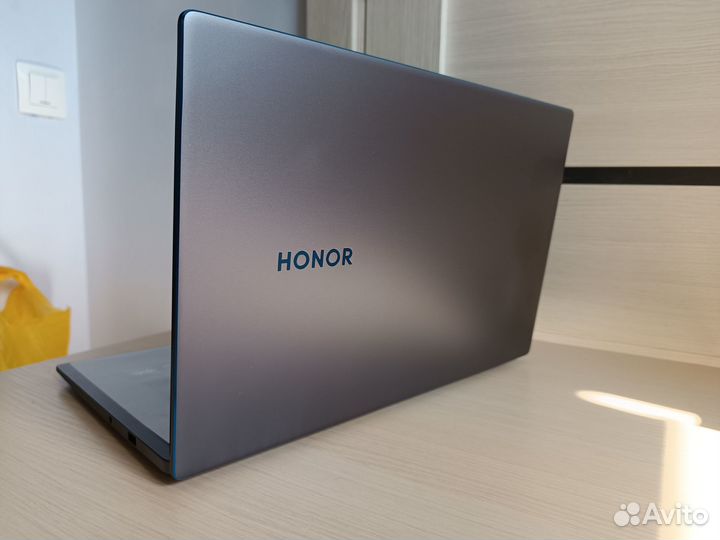 Ноутбук Honor MagicBook 14 16/512GB