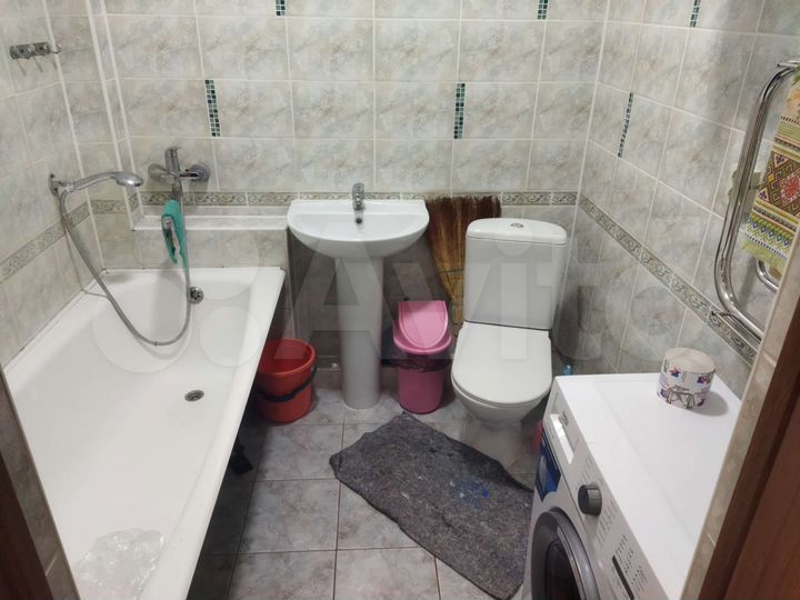 2-к. квартира, 46 м², 1/3 эт.