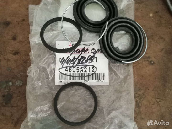 Ремкомплект суппорта mitsubishi lancer 9