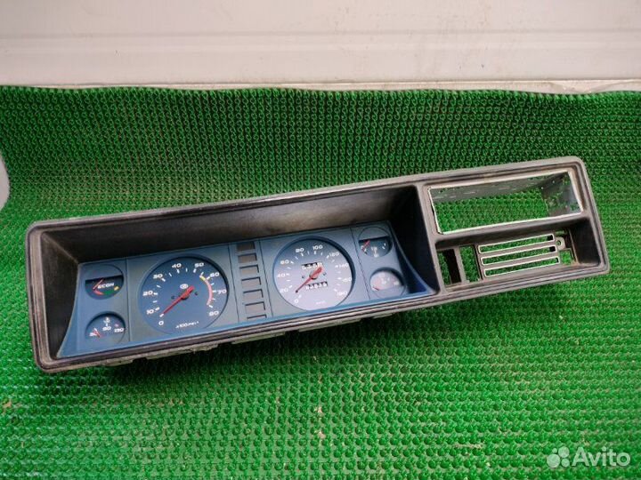 Панель приборов Лада 2107 2003