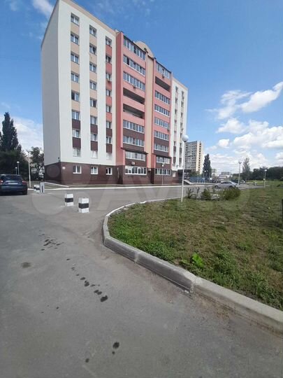 2-к. квартира, 96 м², 1/9 эт.