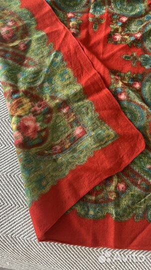 Павловопосадский шерстяной платок