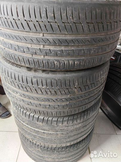 Continental ContiPremiumContact 6 315/30 R22 и 275/35 R22