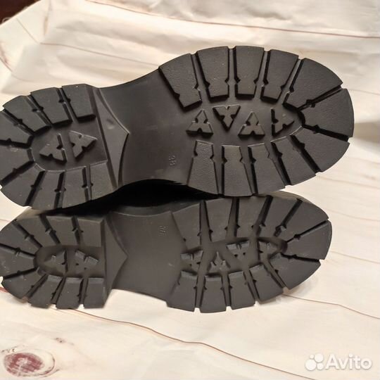 Ботинки женские зимние 38 размера кожаные