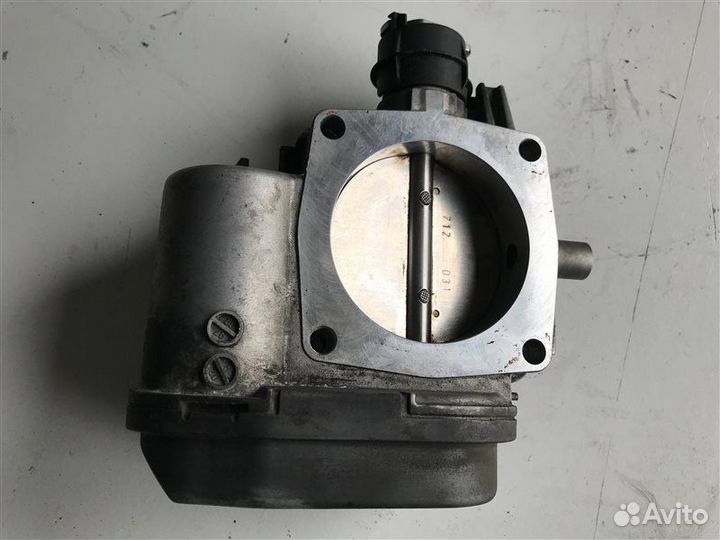 Дроссельная заслонка Mercedes-Benz E-Class W210