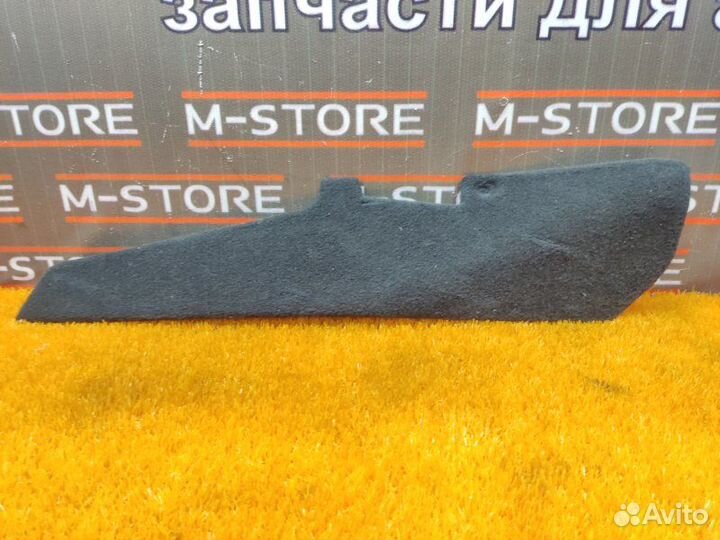 Накладка центральной консоли передняя правая Bmw