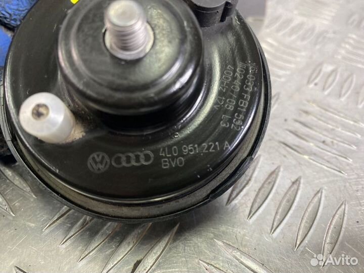 Звуковой сигнал Audi Q7 4L 2008