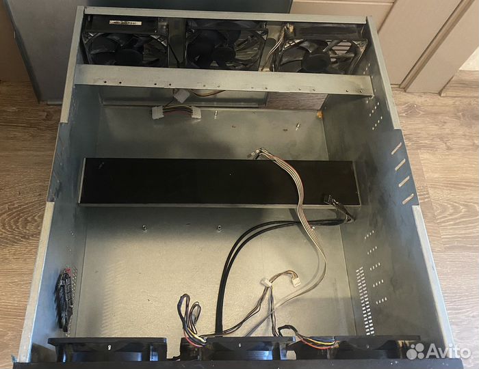 Закрытый корпус для майнинг фермы/Отличное сост