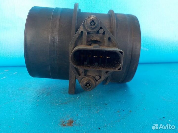 Датчик массового расхода воздуха volkswagen Passat