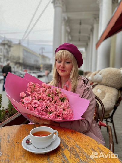 Букеты из кустовых роз