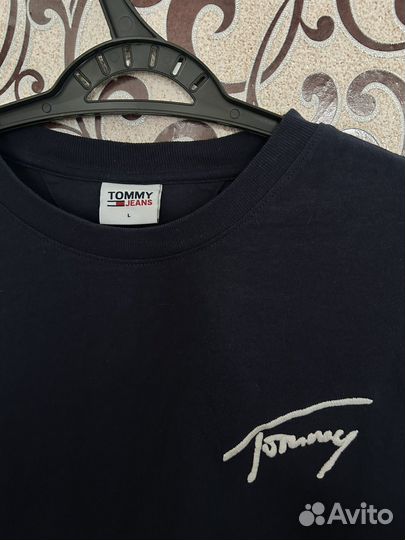 Футболка tommy jeans