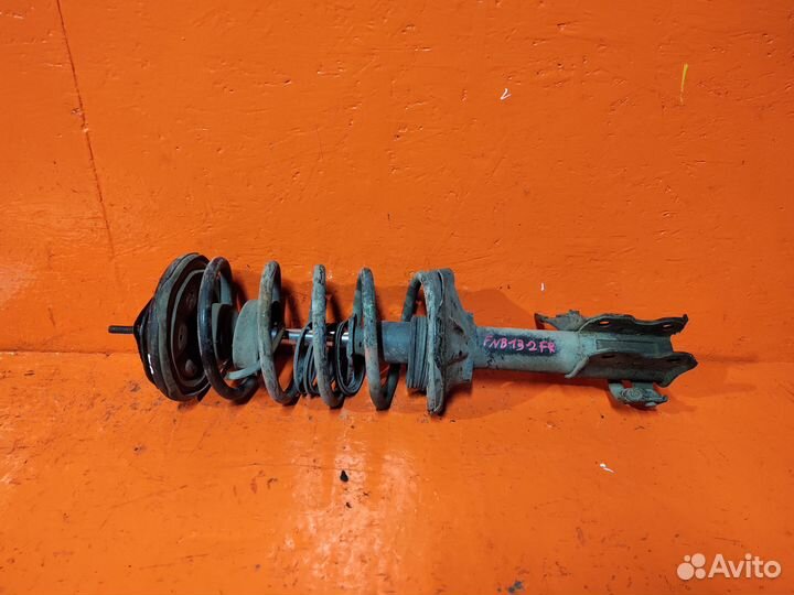 Стойка передняя правая nissan sunny *B13