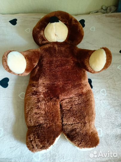 Плюшевый медведь большой