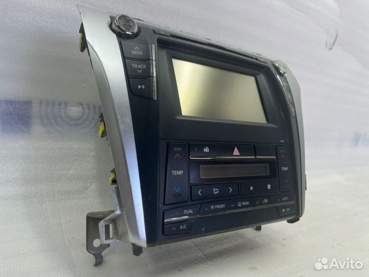 Магнитола Toyota Camry V55 2014-2017
