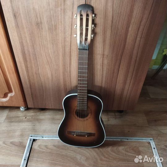 Классическая гитара бу