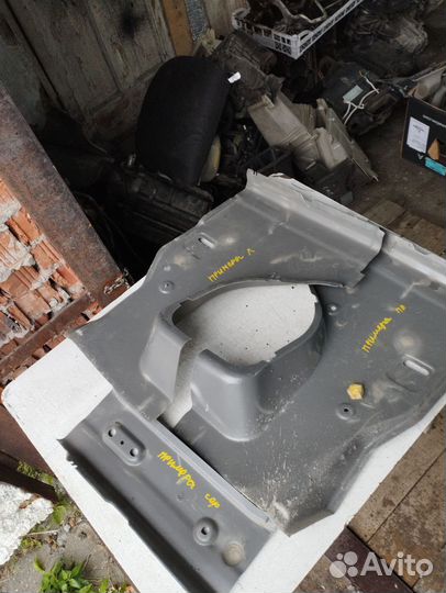 Обшивка багажника Nissаn Рrimеrа Ниссан Пpимеpа