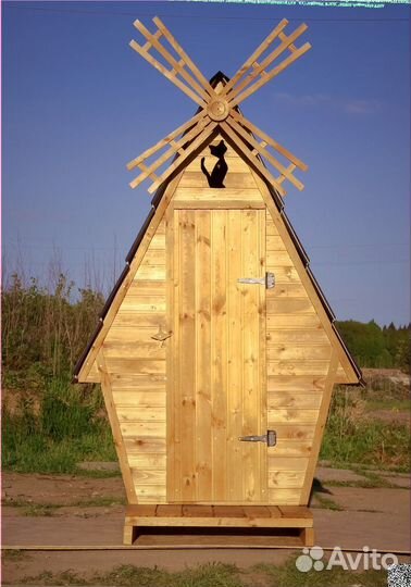 Дачный туалет деревянный