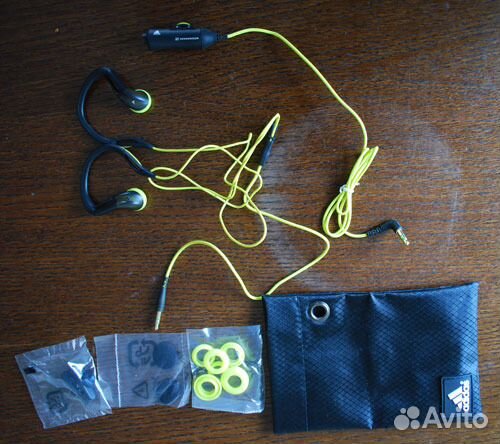 Продам наушники Sennheiser OMX 680 Sports