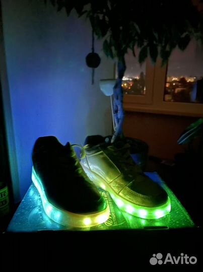 Хелисы heelys (кроссовки на роликах)