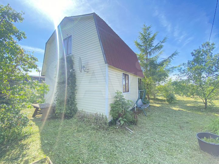 Дача 72 м² на участке 10,5 сот.